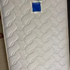 【土日お渡し限定】シングルベッドフレーム&マットレス