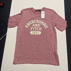 アバクロ　Tシャツ　未使用　定価34ドル　