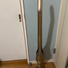 パナソニック　スティック掃除機　(充電器付きません)