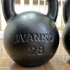 IVANKO（イヴァンコ）製　ケトルベル　28kgと24kgセット