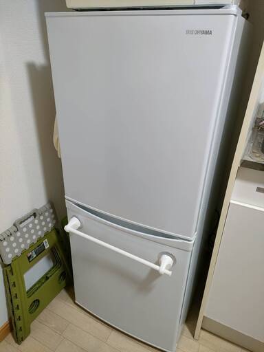 ＜美品冷蔵庫　4カ月のみ使用＞142L　アイリスオーヤマ IRSD-14A-W ホワイト＜2023年1月購入＞