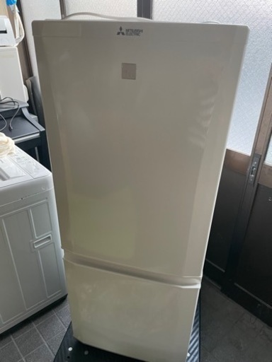 三菱ドアノンフロン冷凍冷蔵庫MR-P15EA-KW 2016年製  色  ホワイト