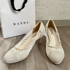 RANDA ランダ　レース花模様　ラウンドトゥ　パンプス