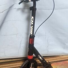 ディスクブレーキ付き　キックボード　　　　