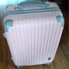 キャリー　スーツケース　旅行