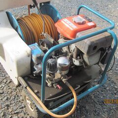 自走式動力噴霧器