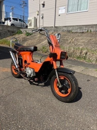 シンユーヴォーグ150ccのカスタム車両になります。セル一発調子