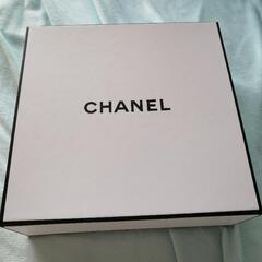 CHANEL 　香水　空箱傷、汚れ無し!