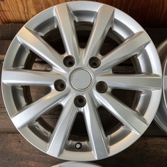 アルミホイール15インチ6J 4本／114.3-5H +45／BS LINZ A4215