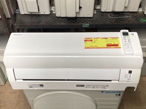 K04241　ダイキン　中古エアコン　主に6畳用　冷房能力　2.2KW ／ 暖房能力　2.2KW