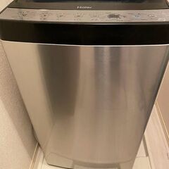 【ネット決済】年式2022 ハイアール　全自動電気洗濯機　5.5...