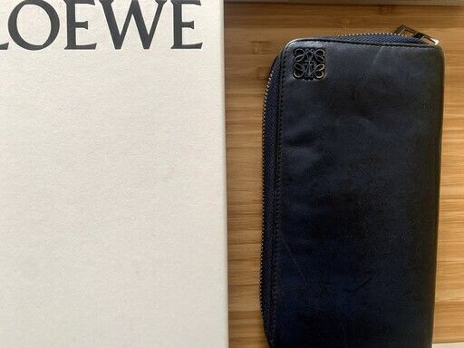 【~5/28】LOEWEロエベのジップ長財布【94%off】