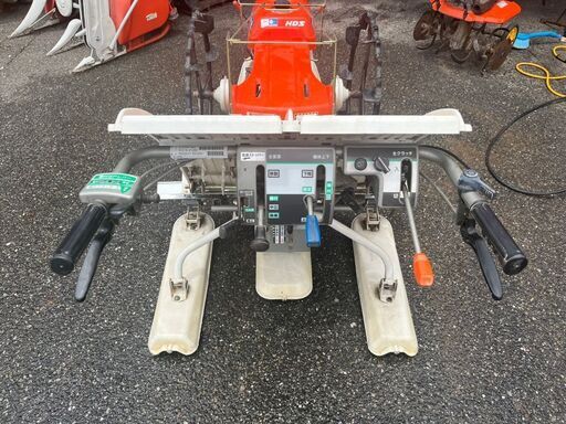 RAINBOW ACTIVE 田植え機 春風に続く80〜90年代のクボタ田植機の系譜。末っ子のレインボーキッド