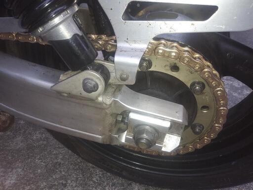 【お取引相手様が決定しました】ヤマハ XJR1300 98年式　車検令和6年5月まで ヤマハ（YAMAHA）2004年 XJR1300・カラーチェンジのカタログ情報 | 沖縄のバイクを探すなら【グーバイク沖縄】