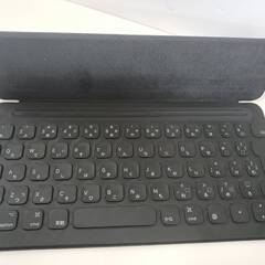 【ネット決済・配送可】iPad Smart Keyboard (...