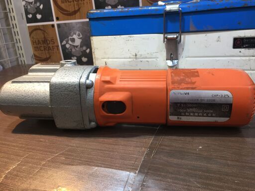 サンワ ハイニブラ SN-320B 中古品 ハンドル ケース付 【ハンズクラフト宜野湾店】 その他 サンワ ハイニブラ SN-320B 中古品 ハンドル ケース付 【ハンズクラフト宜野湾店】 その他
