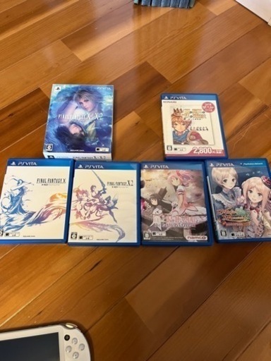 PSVITA ソフト5本 イヤホン