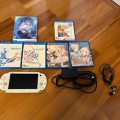 PSVITA ソフト5本　イヤホン