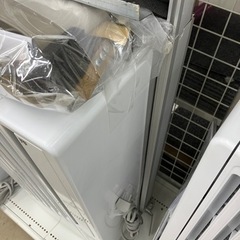 Haier?取り付けカンタン?ウインドエアコン7672