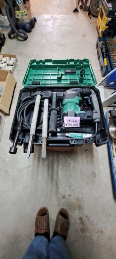 削岩機