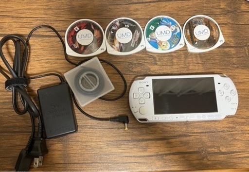 動作品】PSP-3000 SONY パールホワイト 本体 ポータブル 動作品