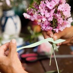 おしゃれなお花屋さんと連携する就労継続支援B型事業所の利用者さん募集 - その他