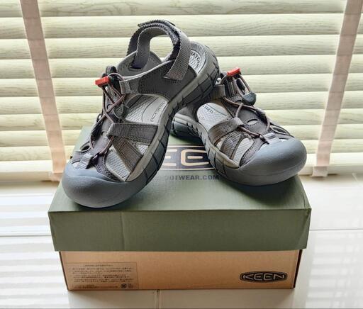 【新品未使用】KEEN RAVINE H2 キーンWOMEN