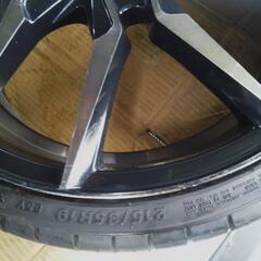 19インチと、アルミ、タイヤ付き