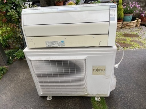 富士通 14畳用エアコン AS-S40W2W 2010