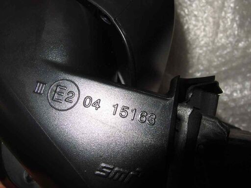 プジョー5008（T87）純正ドアミラー左側のみ カバー無し/ミラー無し　9+8+4配線　04-15163/カメラ付き
