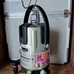 レーザー墨出器