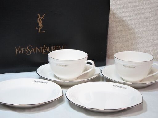 未使用☆ペアモーニングセット カップ/ソーサー/小皿 Yves Saint Laurent(イヴサンローラン)