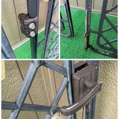 左右セット　縦約120cm×横約70cm×奥行き約2cm　扉　柵　アンティーク　ガーデニング