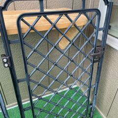 左右セット　縦約120cm×横約70cm×奥行き約2cm　扉　柵　アンティーク　ガーデニング