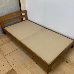 木製　シングル　ベッドフレーム