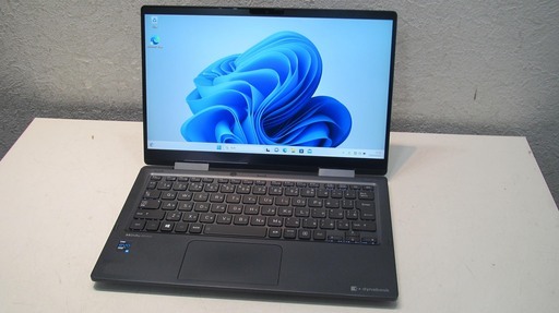 ◆美品【最新Win11】東芝dynabook V83/HS Corei5-1135G7 メモリ8GB SSD256GB◆