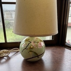 鶯と桜  陶器 テーブルランプ 間接照明