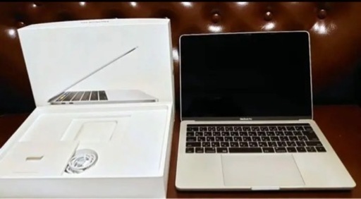 APPLE MacBook Pro 13インチ 2016 (MLVP2J/A) Touch Bar搭載機
