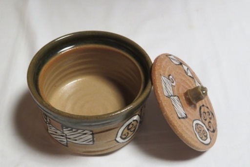 蓋物（茶色）