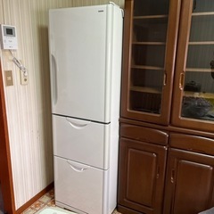 HITACHIノンフロン冷凍冷蔵305ℓ ホワイト