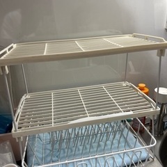 NITORI/IKEAのキッチン用棚、水切りラッグ