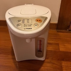 ただいま交渉中【ほぼ新品】マイコン電気ポット2.2L