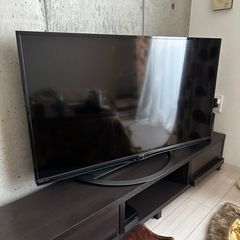 AQUOS45型テレビ差し上げます。