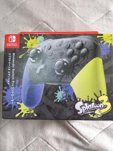 新品撮影のため開封しました　任天堂スイッチ　Proコントローラー　スプラトゥーン３　エディション