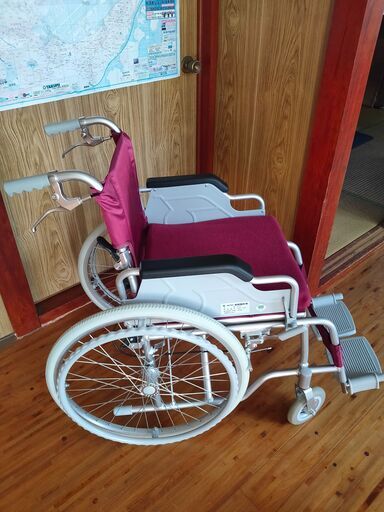 (値下げしました)【新品同様】車椅子