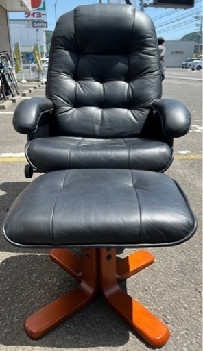売約済み【BY REUSE 霧島国分新町店 出張買取•見積完全無料¥0】オットマン付きリクライニングチェア