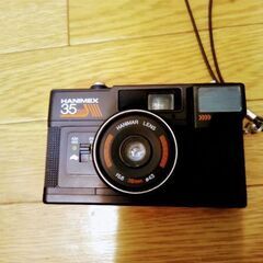 昔買ったフィルムカメラです