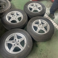 デリカD5で使用　AUTO GREEN 215/70R16