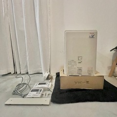 お譲り先決まりました】給湯器 都市ガス ユッコV ①