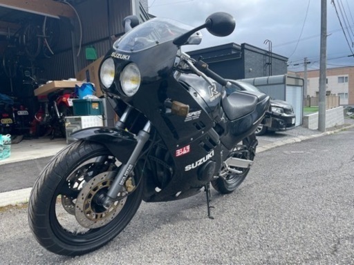 【売れました】SUZUKI スズキ GSX-R250 機関良好! 前後ﾀｲﾔ新品 始動動画あり （検）CB XJR GS